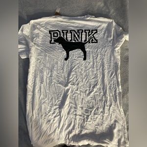 Brand new VS PINK t-shirt!! Never worn! Sorry for the wrinkles !
